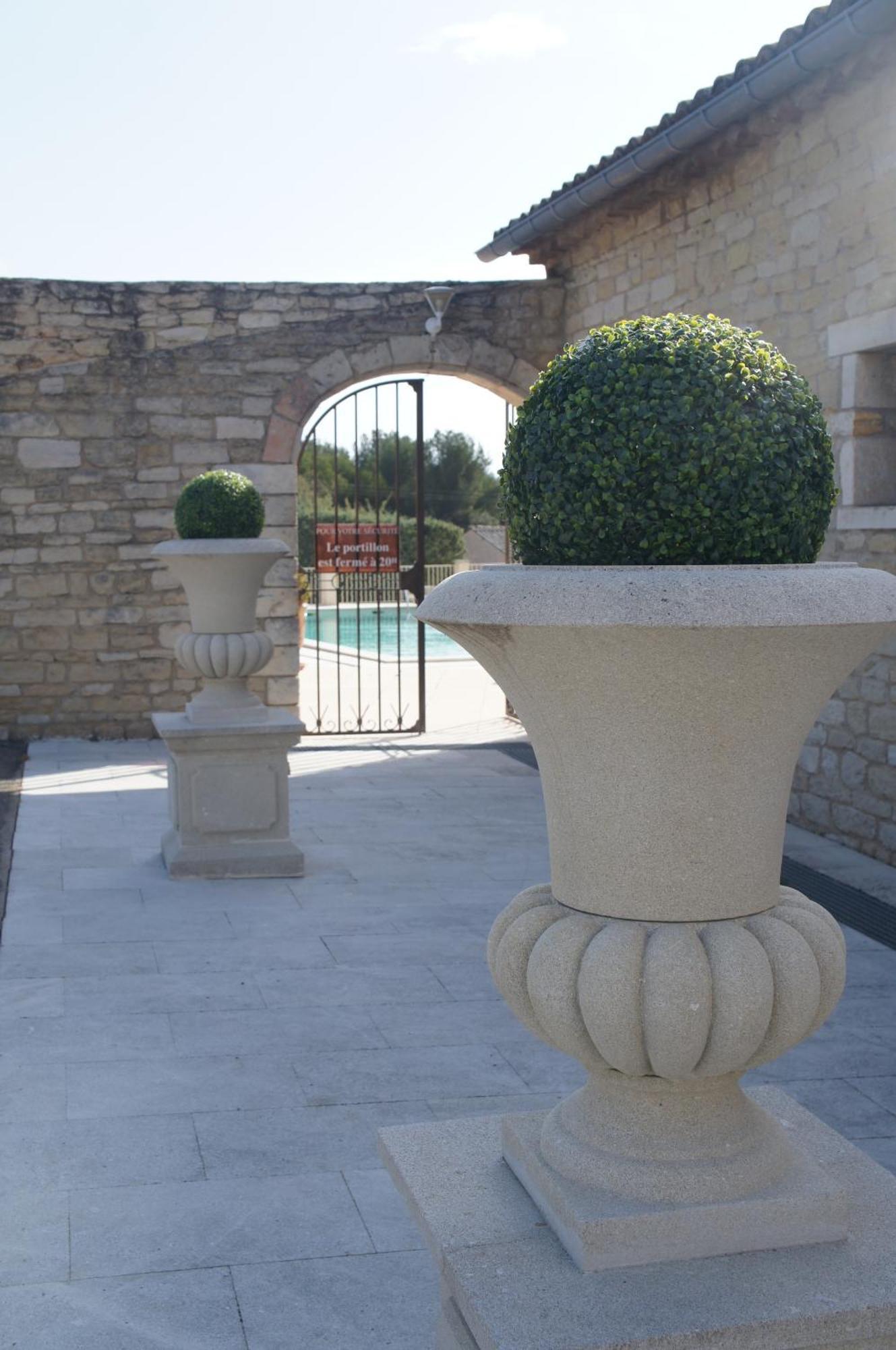 La Bergerie Hotel Joucas Bagian luar foto
