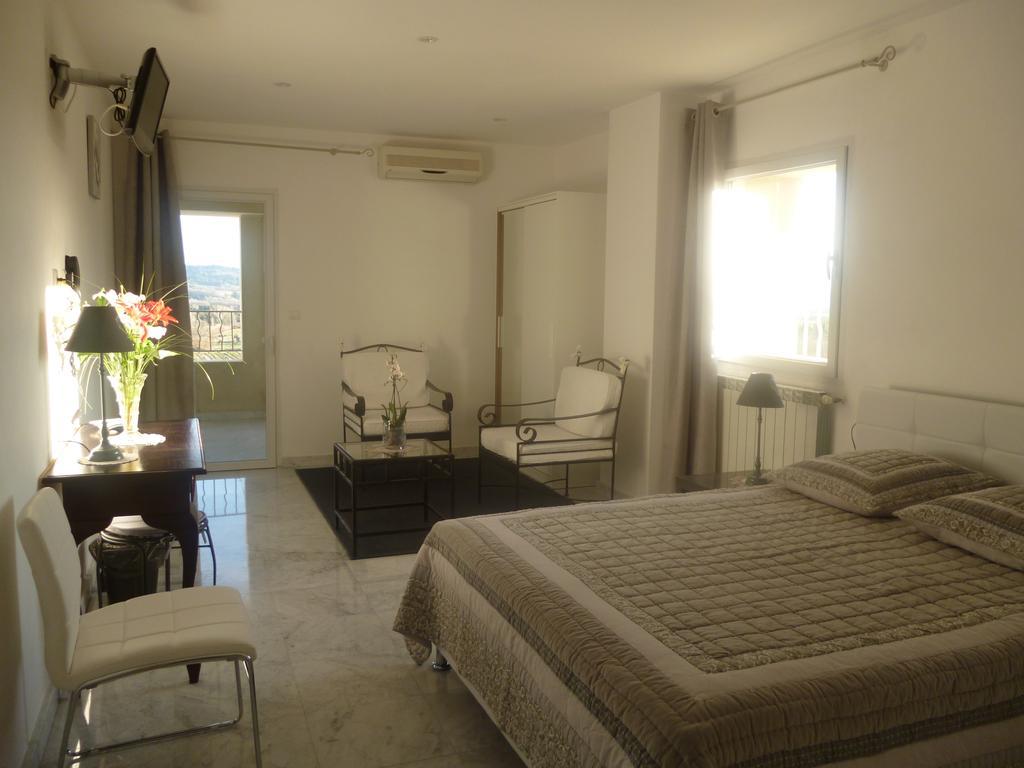 La Bergerie Hotel Joucas Bagian luar foto